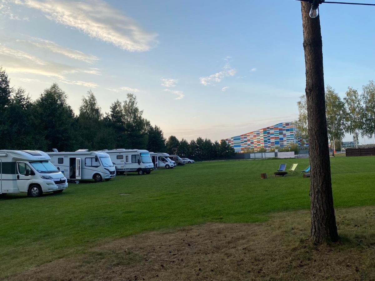 Mszczonów Apartamenty Wakacyjna Wioska Ngo 20M Od Suntago מראה חיצוני תמונה