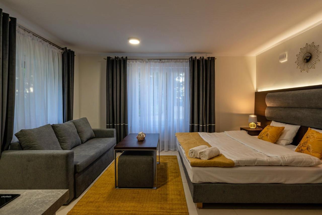 Mszczonów Apartamenty Wakacyjna Wioska Ngo 20M Od Suntago מראה חיצוני תמונה